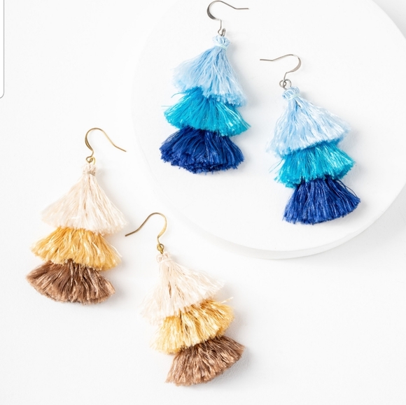 Johnny was tassels - Picture 7 of 16